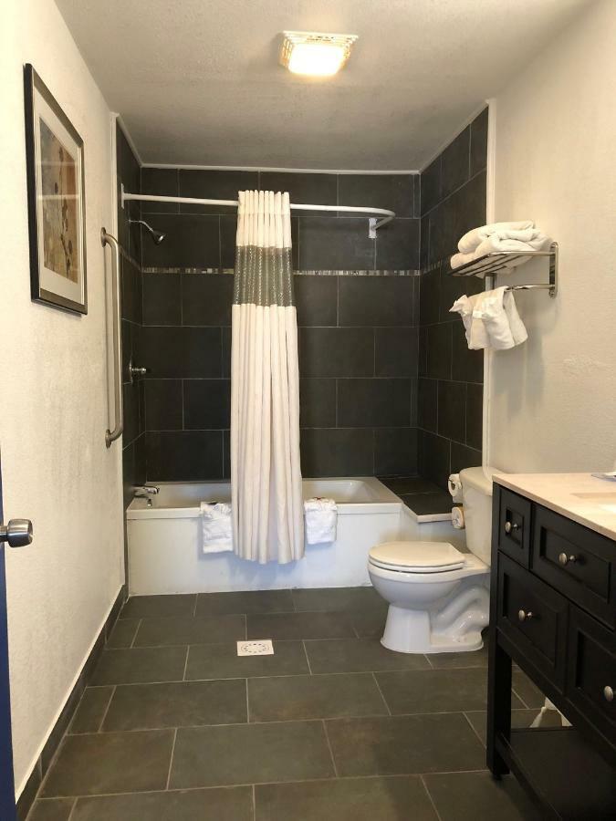 Motel Budget & 2*